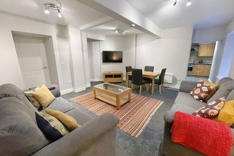 4 bedroom flat for sale - Court Lane, Durham City Centre, Durham, Durham, DH1 3JS