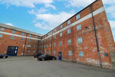 2 bedroom flat for sale, Sandars Maltings, Bridge Street, Gainsborough, Lincolnshire, DN21