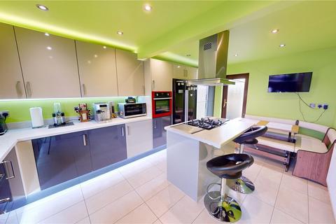undefined, Armstrong Close, Stanford-le-Hope, Essex, SS17