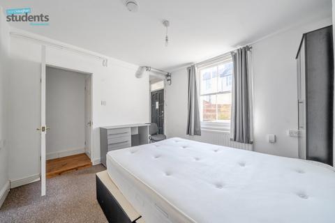 5 bedroom terraced house to rent, Livingstone Road, East Sussex BN3