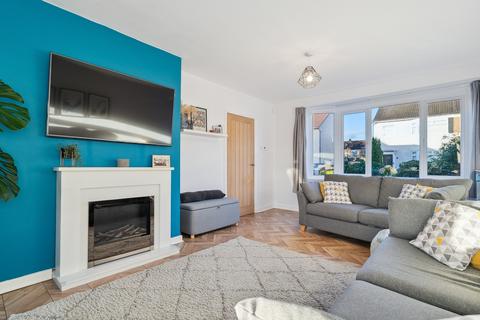3 bedroom semi-detached house for sale - Strathendrick Drive , Muirend, Glasgow, G44 3HW
