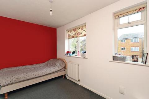 6 Richens Close, Hounslow, TW3 1PL
