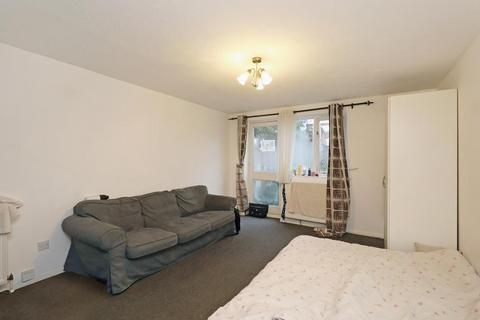 6 Richens Close, Hounslow, TW3 1PL