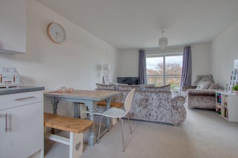 12 Furs Close, Monkton Heathfield, Taunton, TA2 8GH