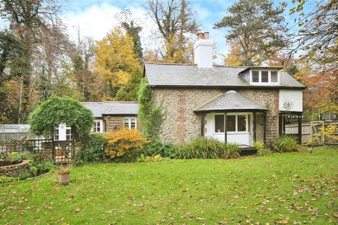 2 bedroom detached house for sale - Shire Lane, Orpington, BR6