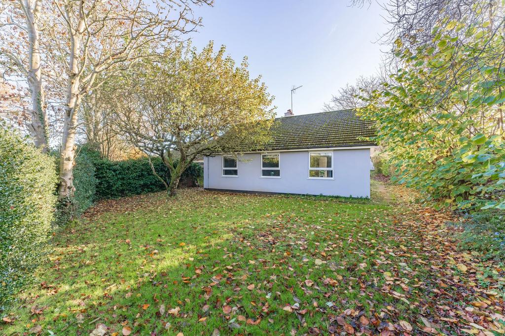 The Uplands, Beccles, NR34 3 bed detached bungalow for sale £350,000