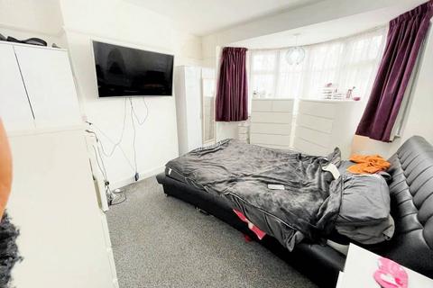 66 Eastcote Avenue, Greenford, UB6 0NR