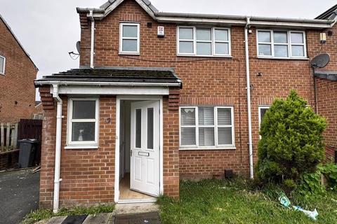 3 bedroom semi-detached house to rent - Porter Drive, Manchester, M40