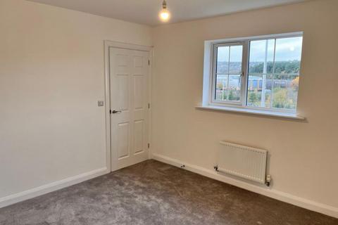2 bedroom flat to rent - 3 Smiths Drive Pentrechwyth Swansea