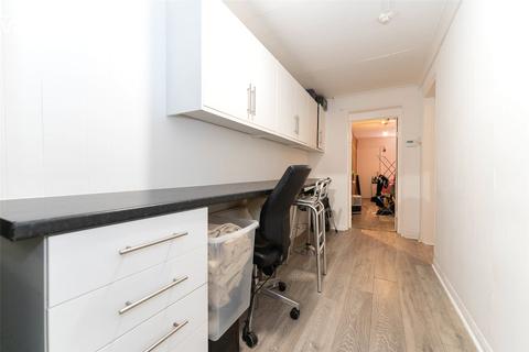 3 bedroom flat to rent, Church Road, East Sussex BN3