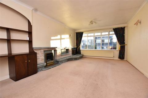 4 Ashdown Way, Shaw, Oldham, OL2 7LZ