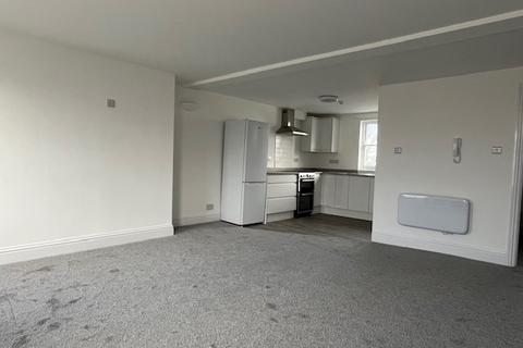 2 bedroom apartment to rent - Windmill Street, Gravesend, Kent, DA12 1BJ