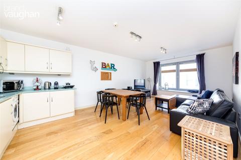 2 bedroom flat to rent, Queens Road, Brighton BN1