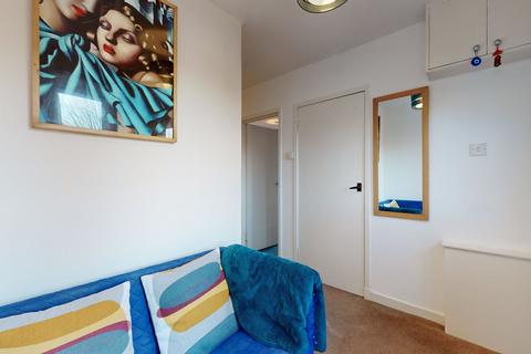 2 bedroom ground floor flat for sale - Bellfield Crescent, Barrhead G78