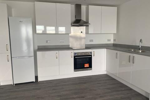 2 bedroom apartment to rent - Kirkham Court, 4 Henley Approach, Northfleet, Gravesend, Kent, DA11 9GD