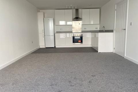 2 bedroom apartment to rent - Kirkham Court, 4 Henley Approach, Northfleet, Gravesend, Kent, DA11 9GD