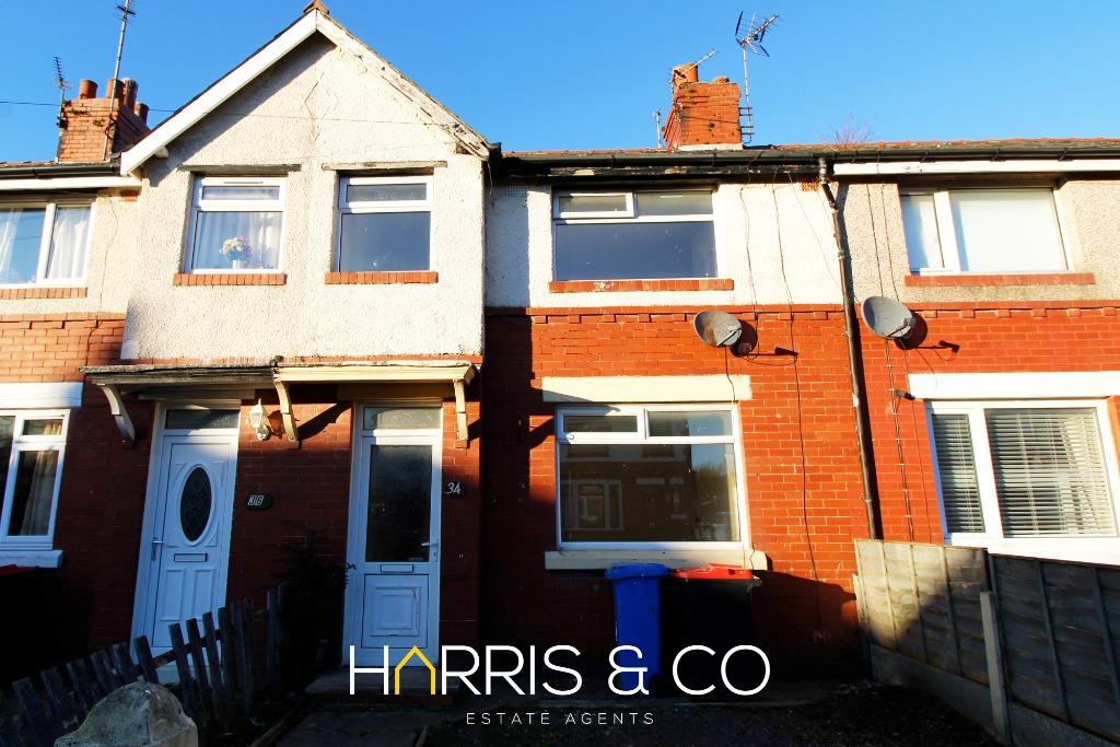 Oxford Road, Fleetwood, FY7 3 bed terraced house to rent £750 pcm (£