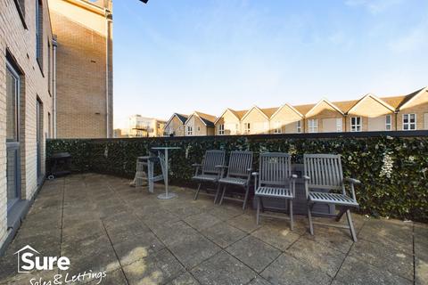 2 bedroom apartment to rent, Harrison House, The Embankment, Nash Mills Wharf, Hemel Hempstead, Hertfordshire, HP3 9DH