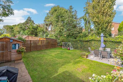 undefined, Pennylets Green, Stoke Poges SL2
