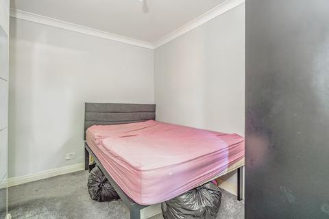 2 bedroom maisonette for sale, Dawes Moor Close, Slough SL2