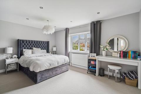 16 Stevenson Road, Hedgerley, Slough, SL2 3YE