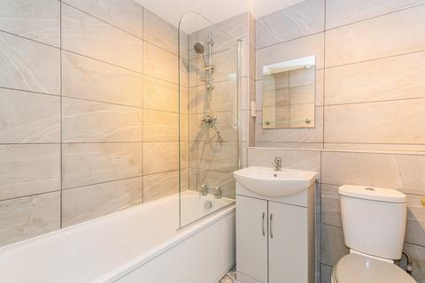 6 Baxter Close, Slough, SL1 2LT