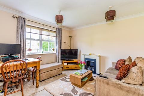 6 Baxter Close, Slough, SL1 2LT