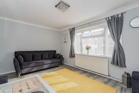 5 bedroom semi-detached house for sale - Cromwell Drive, Slough SL1