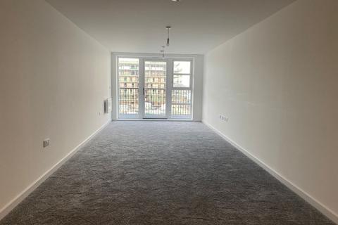 2 bedroom apartment to rent - Kirkham Court, 4 Henley Approach, Northfleet, Gravesend, Kent, DA11 9GD