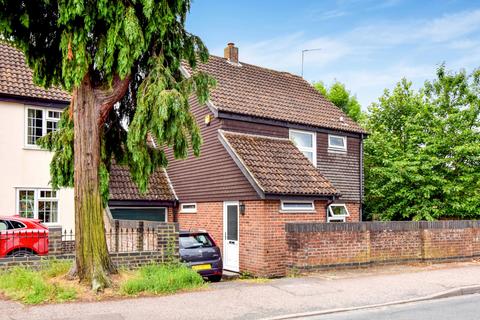 3 bedroom detached house to rent, Braiswick, Colchester, Essex, CO4