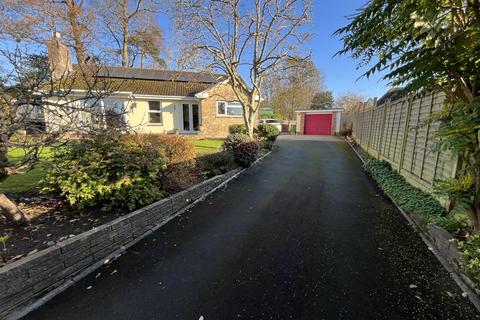 4 bedroom detached bungalow for sale - St Johns Road, Exmouth