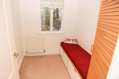 2 bedroom flat to rent, Agar Road, Truro, TR1