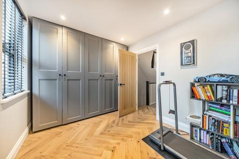 318 Gander Green Lane, Cheam, Sutton, SM3 9QZ