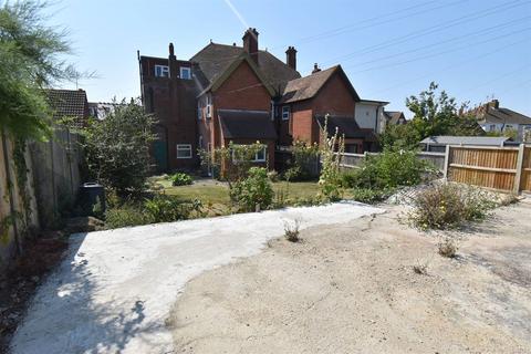 4 bedroom semi-detached house for sale, Northwood Road, Tankerton, Whitstable