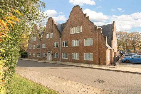 Flat 3, Paddock House Burleigh Road, Ascot, SL5 8FG