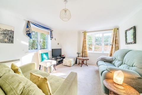 Flat 3, Paddock House Burleigh Road, Ascot, SL5 8FG
