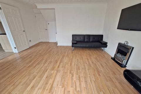 4 bedroom detached house for sale, Nicholls Close, Barton-Le-Clay, MK45 4JN