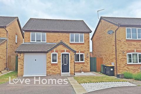 4 bedroom detached house for sale, Nicholls Close, Barton-Le-Clay, MK45 4JN