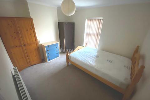 1 bedroom flat to rent, Gosbrook Road, Caversham