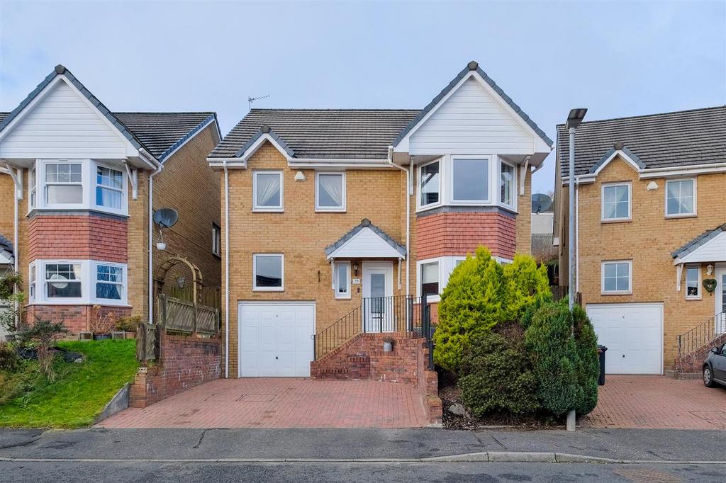Walnut Close, East Kilbride 4 bed detached house for sale £289,995