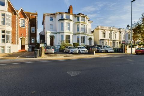 2 bedroom flat to rent - Victoria Road South, Southsea