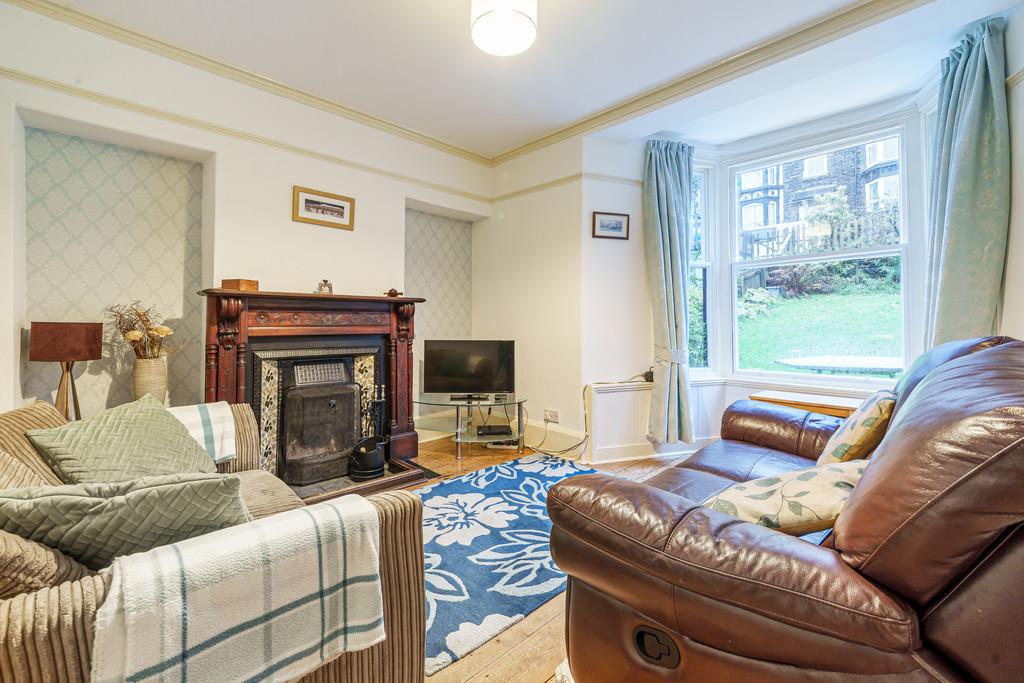 Caths Cottage, 92 Craig Walk, BownessonWindermere, LA23 3AX 3 bed