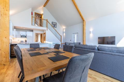 3 bedroom chalet for sale - 32 Twin Lakes, Tewitfield, Carnforth, LA6 1JH