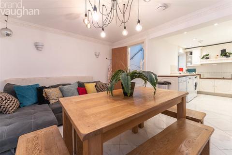 6 bedroom end of terrace house to rent, Margaret Street, Brighton BN2