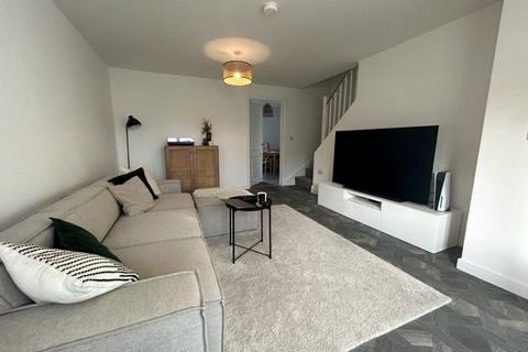 3 bedroom semi-detached house to rent, Ezart Avenue, Wetherby LS22