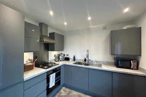 3 bedroom semi-detached house to rent, Ezart Avenue, Wetherby LS22