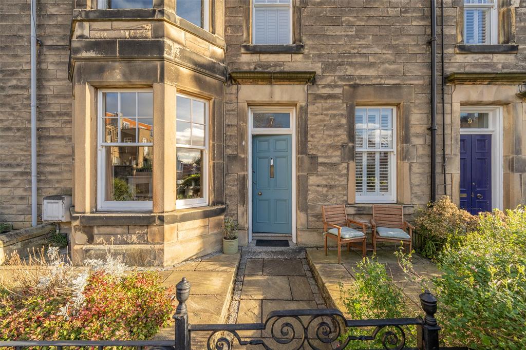 Front Garden Alt