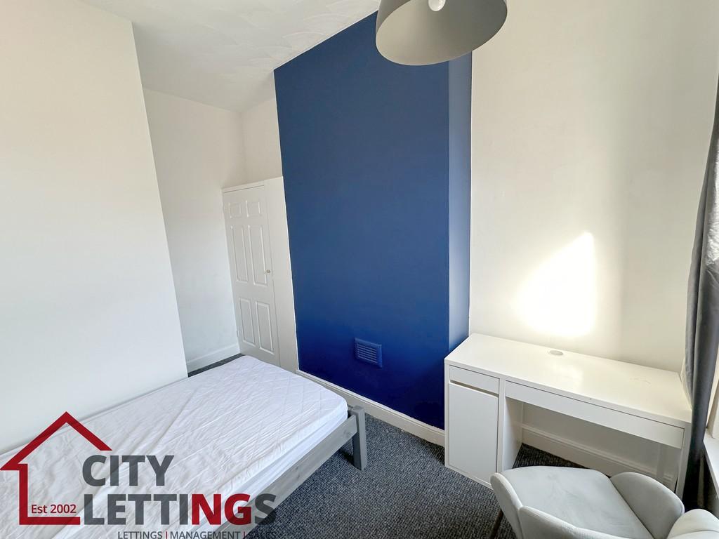 7 AS - Bedroom 3 (1)