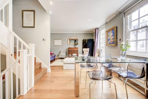 4 bedroom terraced house to rent - Coleherne Mews, Chelsea, London, SW10