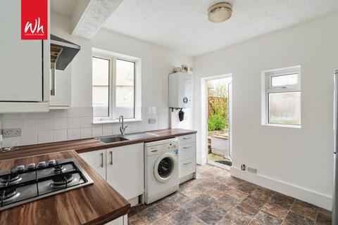 Ground Floor Flat, 90 Whippingham Road, Brighton, BN2 3PG